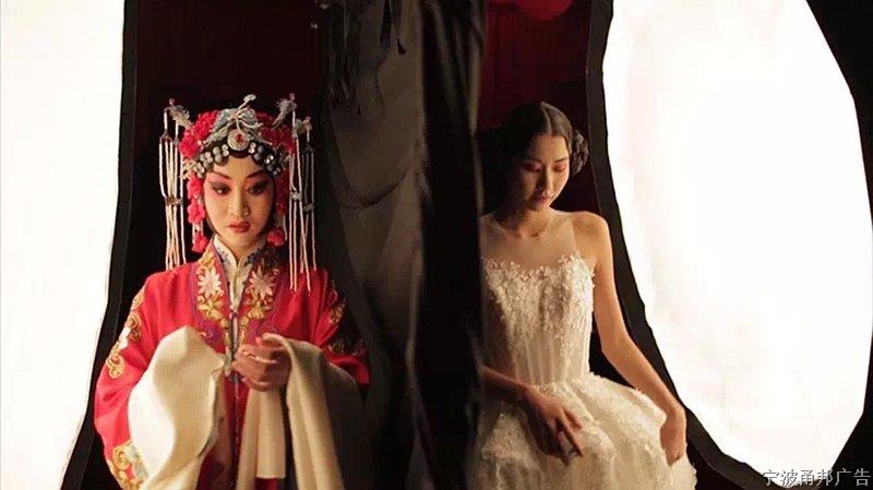 如何拍出婚纱摄影气势恢宏的画面感呢? 如何拍出婚纱摄影气势恢宏的画面感呢?