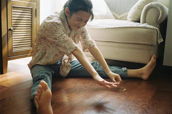 如何在室内拍出干净舒服的写真? 如何在室内拍出干净舒服的写真?