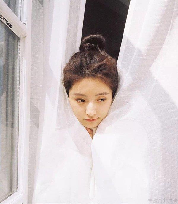 如何在室内拍出干净舒服的写真? 如何在室内拍出干净舒服的写真?