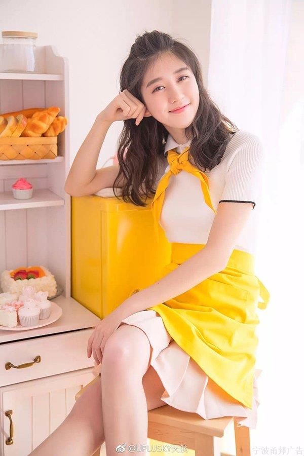 如何在室内拍出干净舒服的写真? 如何在室内拍出干净舒服的写真?