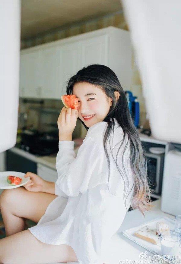 如何在室内拍出干净舒服的写真? 如何在室内拍出干净舒服的写真?
