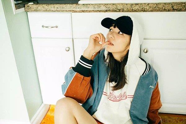 如何在室内拍出干净舒服的写真? 如何在室内拍出干净舒服的写真?