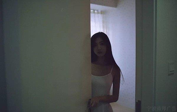 如何在室内拍出干净舒服的写真? 如何在室内拍出干净舒服的写真?