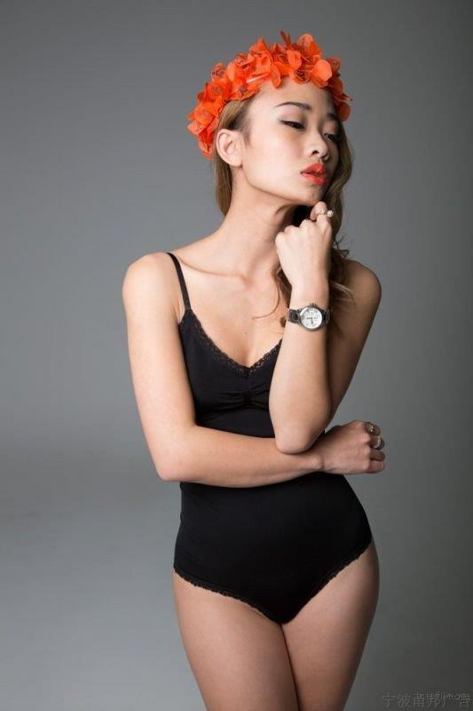 女孩子拍照时摆 Pose 终极指南 女孩子拍照时摆 Pose 终极指南